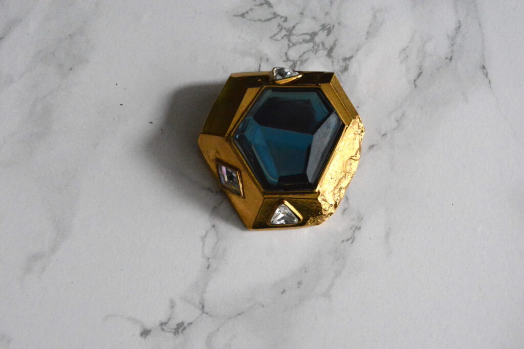 Scherrer - Droomfabriek de Groot & de Jong Scherrer beautifull brooch