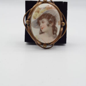 portrait brooch