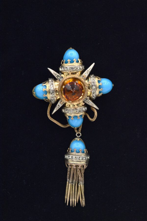 Unsigned rare brooch